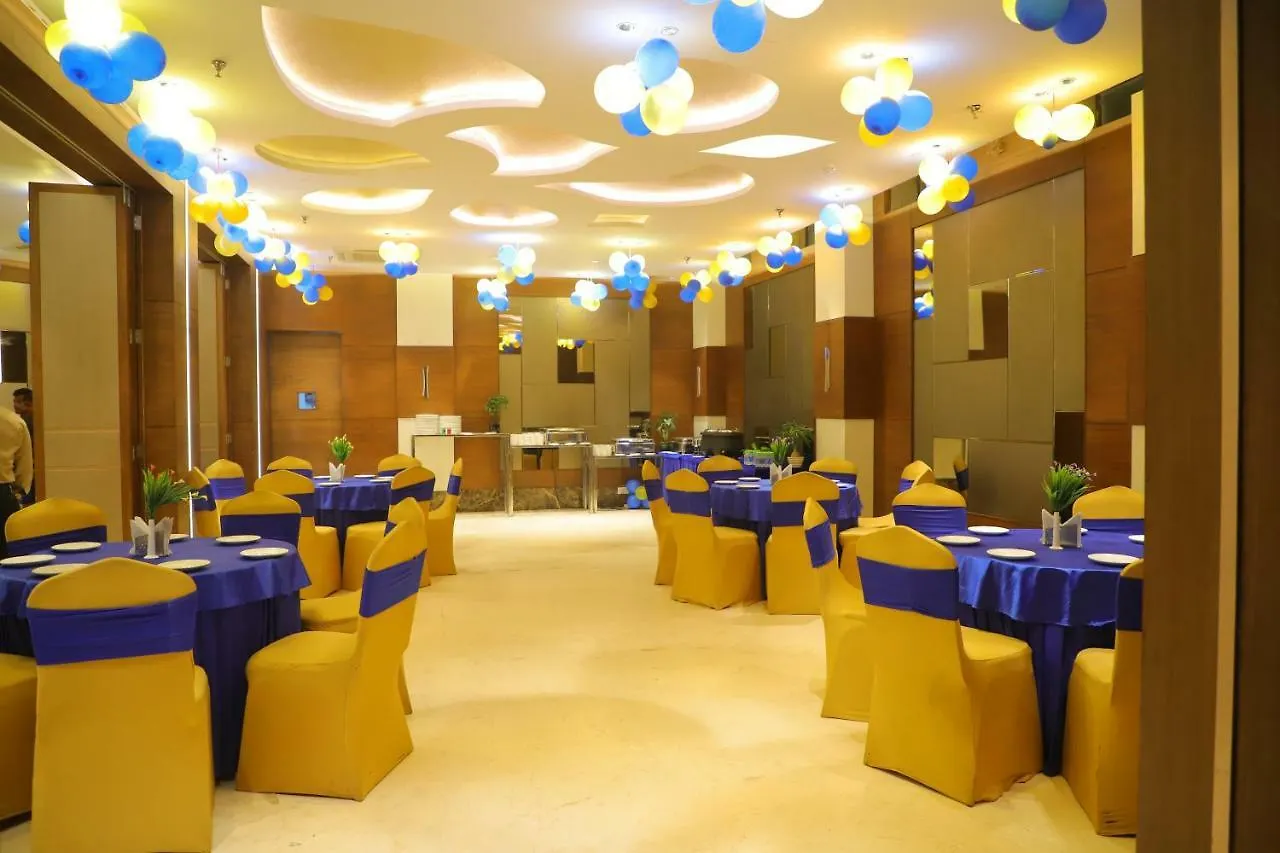 Maple Grand Hotel Agra